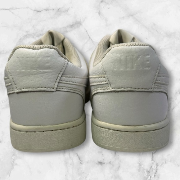 Women’s Nike Court Vision Low size 8 - Picture 3 of 7